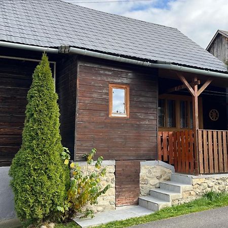 Jakubovany  Drevenica U Porubaenaヴィラ エクステリア 写真